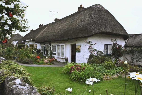 Ireland, Adare Cottage surrounded by a garden
